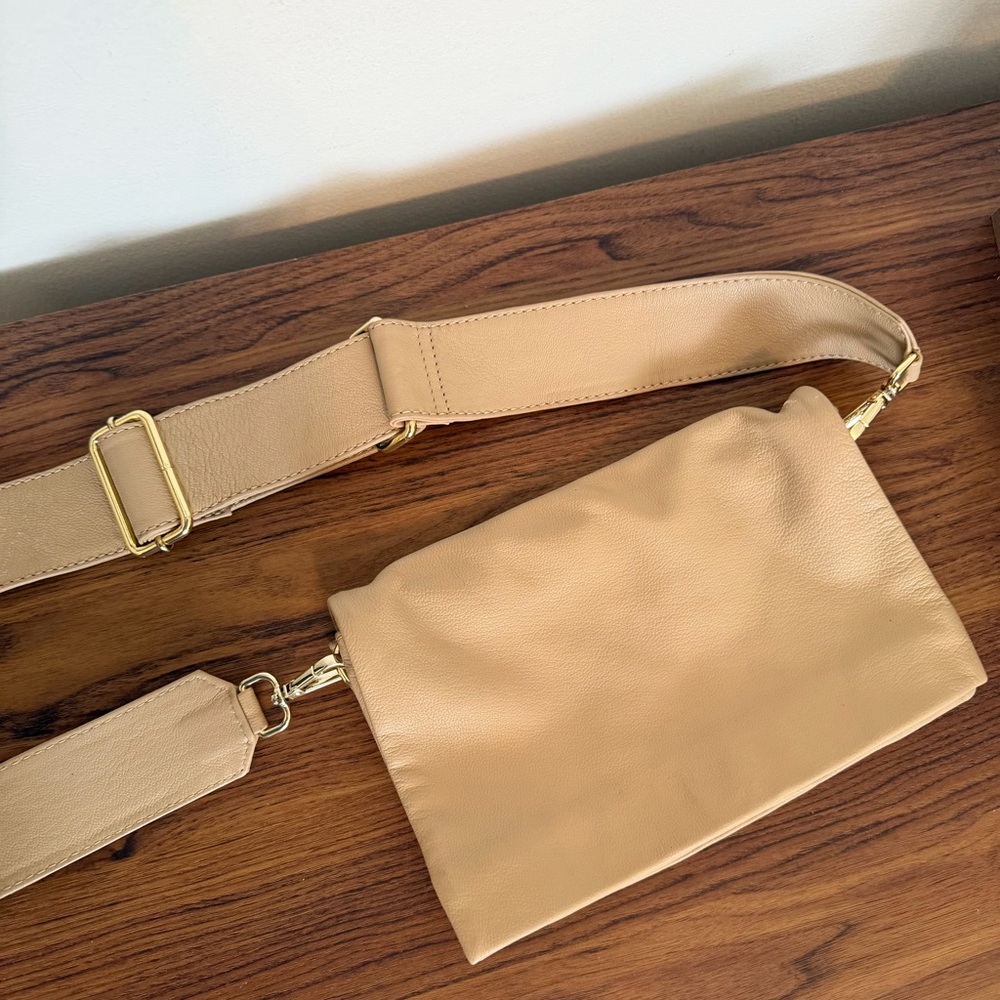 ASOS DESIGN beige leather multi gusset cross body bag with wide strap
